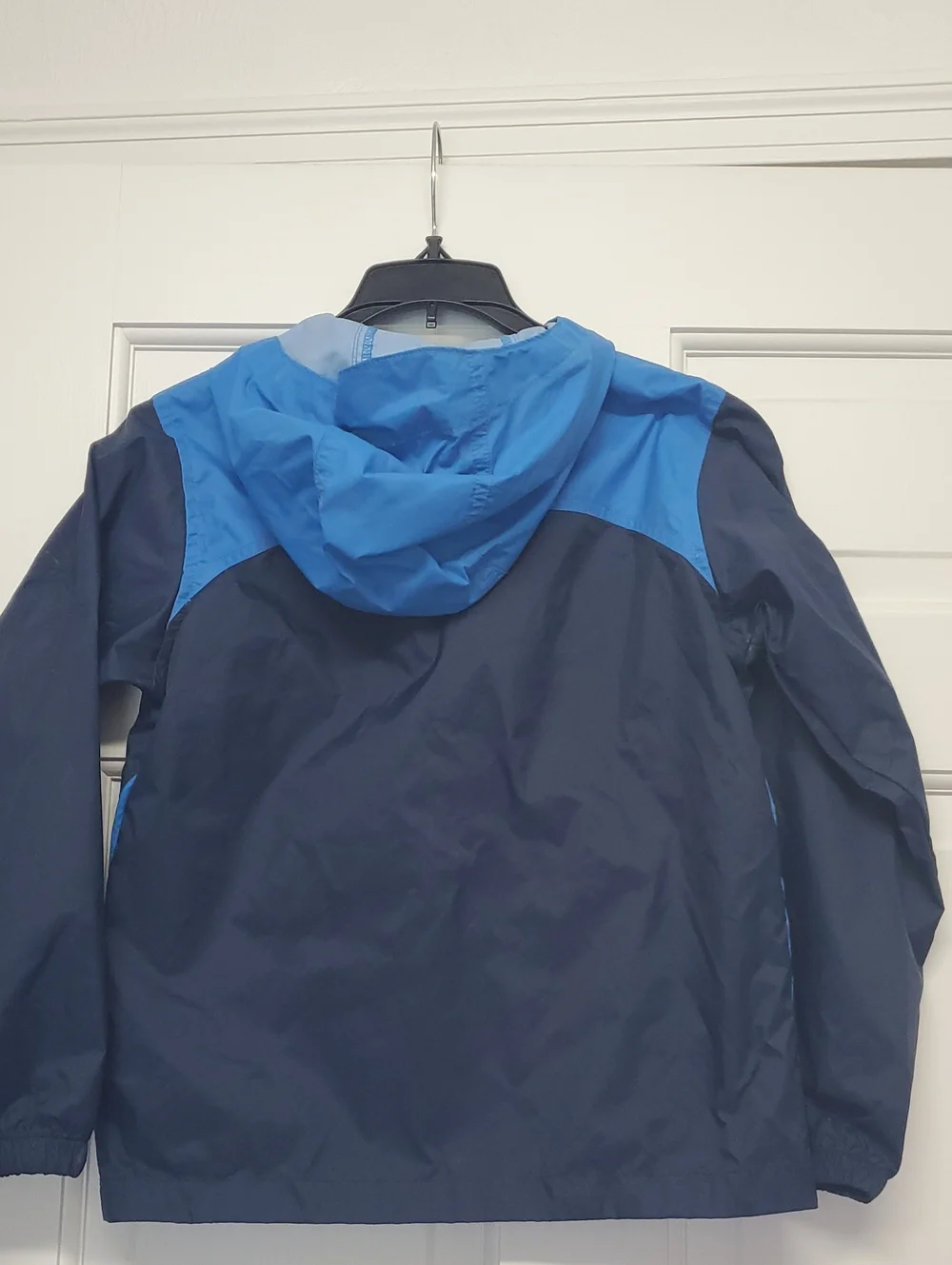 COLUMBIA BOYS Blue and Navy Colorblock Hooded Windbreaker